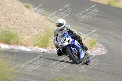 media/Jun-04-2022-WERA (Sat) [[b852bbbd55]]/Race 9 LW Twins Superbike V6 LW D Superstock/